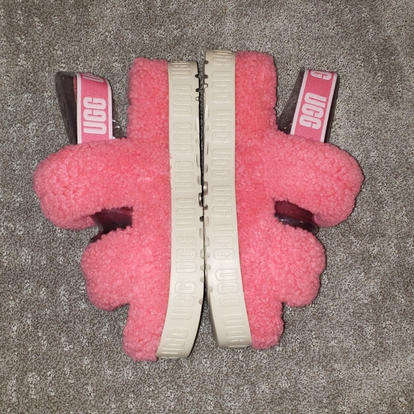 UGG Oh Fluffita, Size 8 - Picture 4 of 6
